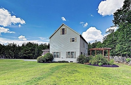 Wiscasset House | Maine Village Properties 5 AC units, sleeps 16
