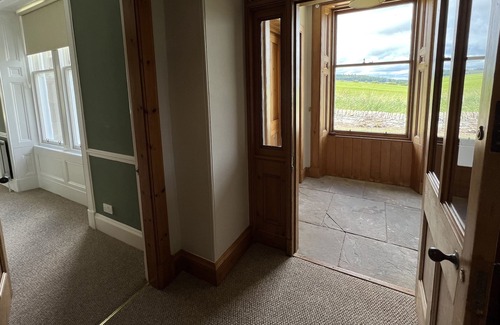 Forfar Cottage | MAINS OF FOFFARTY, pet friendly, country holiday cottage in Glamis
