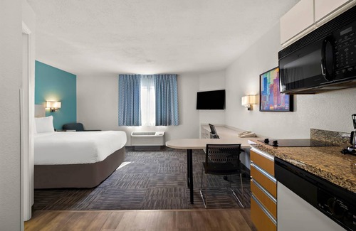 Cottonwood Heights Hotel | MainStay Suites Salt Lake City Fort Union