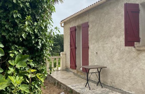 Corte House | Maison à Corte (Centre Corse) avec piscine et jardin