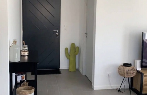 Saint Cyr du Doret House | Maison à la Campagne