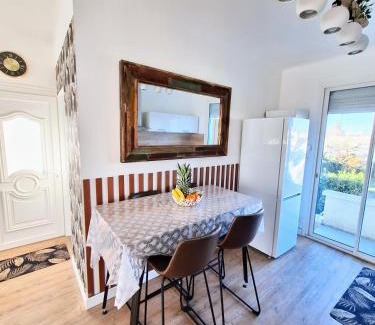 Saint-Florent Apartment | Maison 2 chambres proche centre-ville et hôpital.