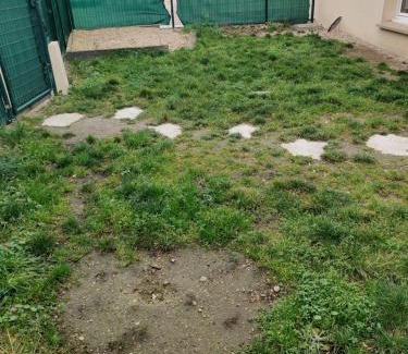 Corquilleroy Apartment | Maison 3 chambres. cour Privative 2 places de parking privatives