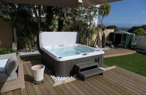 Crozon Villa | maison 3 chambres vue mer spa a crozon