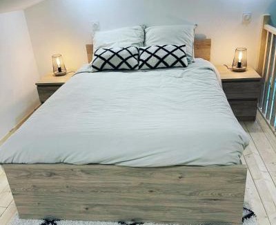 Castillon-la-Bataille House | Maison 4 personnes avec grande piscine et jacuzzi