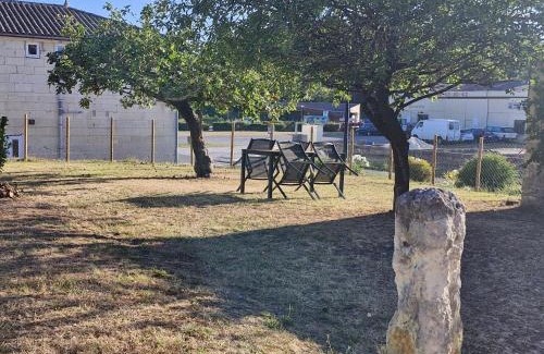 Saint-Dizant-du-Gua House | Maison 6 couchages