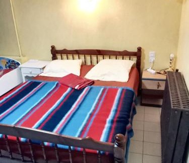 Montlucon House | Maison accueillante à Montluçon avec jardin privatif