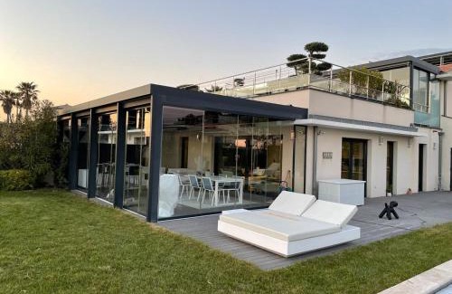 Sanary-sur-Mer Villa | Maison-Appartement La Palmeraie piscine et magnifique vue mer