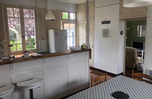 Le Cormier House | Maison Atypique Située à la Plaine sur mer à 150 m de la Plage