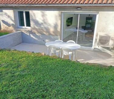 Saint-Ours House | Maison au cœur des volcans