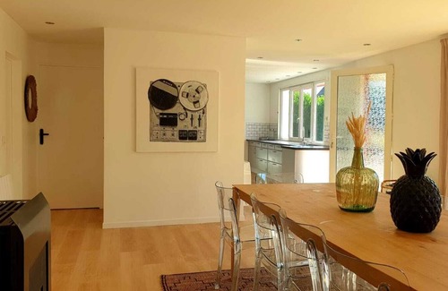 Branville House | Maison au Calme Avec Piscine