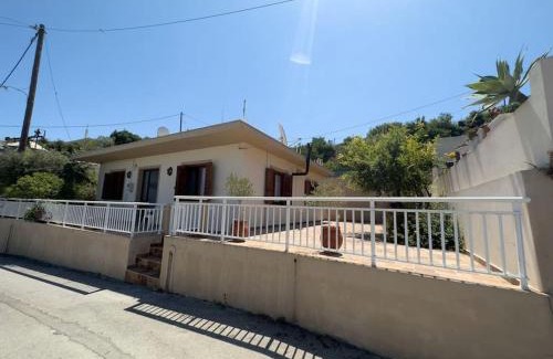 Kritinia House | Maison authentique avec grande terrasse