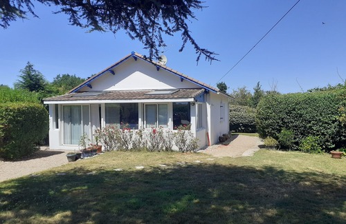 La Plaine-sur-Mer House | Maison Avec Jardin à 800 m de L'océan