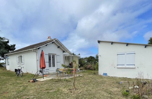 La Plaine-sur-Mer House | Maison Avec Jardin à 800 m de L'océan