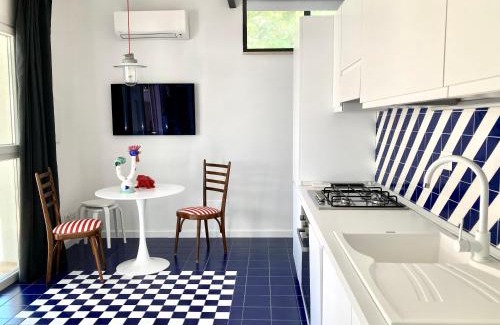 Fregenae Apartment | Maison Blue con Patio