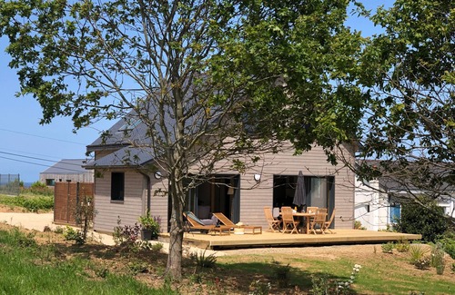 Tredrez-Locquemeau House | Maison Bois vue mer