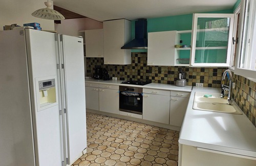 Le Guerno House | Maison" Breizh Anjou'é ", Family home in a village full of character.
