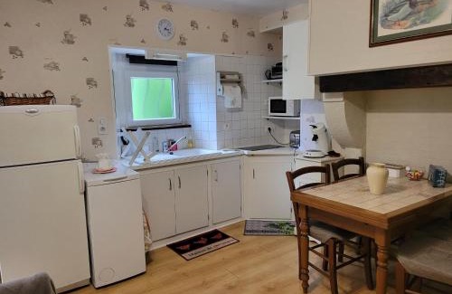 Le Blanc House | Maison calme au pied du Chateau