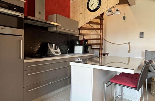 Saint-Denis-d'Oleron House | Maison calme avec terrasse à Saint-Denis-d'Oléron - 5 pers, proche plage et piste cyclable - FR-1-246A-205