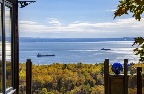 Pointe-au-Pic House | Maison Canadienne, 53-acre domain spectacular views on the river, hiking trails