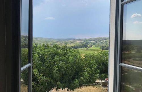 Tresques Apartment | Maison Carrée