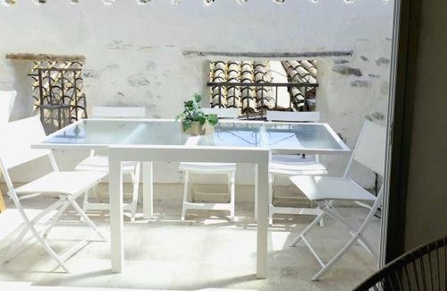 Bize-Minervois House | Maison Centre Historique Bize Minervois + Terrasse