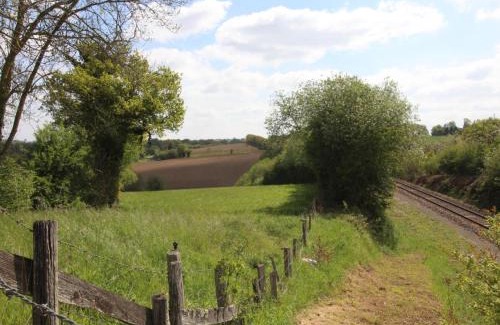 Cerisy-Belle-Etoile House | Maison chaleureuse à Cerisy-Belle-Étoile, animaux admis, WIFI, vue campagne - FR-1-497-40