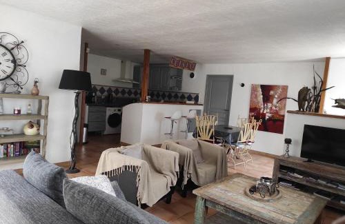 Maillane House | Maison charmante à Maillane avec piscine privée