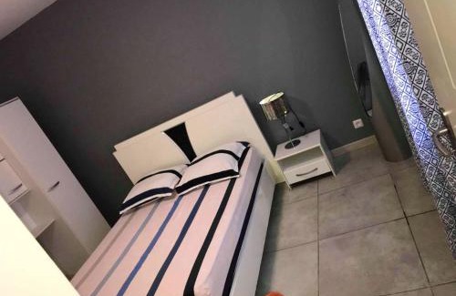 Le Centre House | Maison charmante à Saint-Louis + Jacuzzi