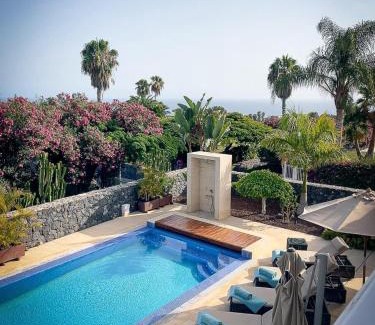 Costa Adeje Villa | Maison Chatulle