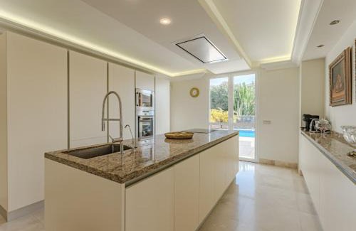 Costa Adeje Villa | Maison Chatulle