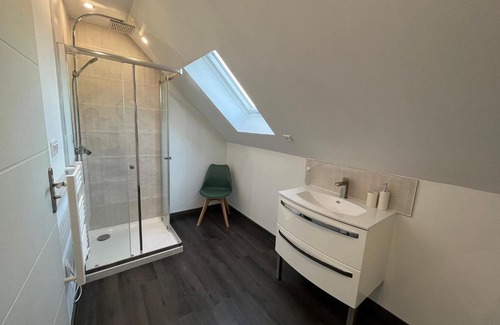 Montreuil-sur-Maine House | Maison chiron