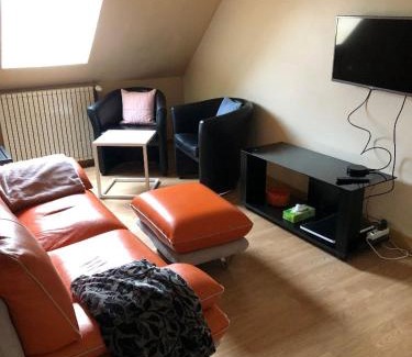 Montfort-le-Gesnois House | maison climatisée 2 chambres garage wifi de 1 a 5 voyageurs