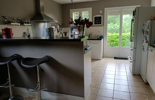 Saze House | Maison Climatisée Avec Piscine Quartier Calme