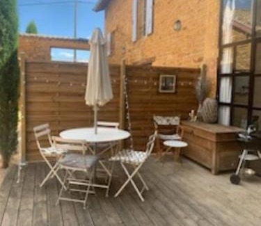 Jarnioux House | Maison complète "chez Fanny" 2 chambres 3 lits 4 personnes