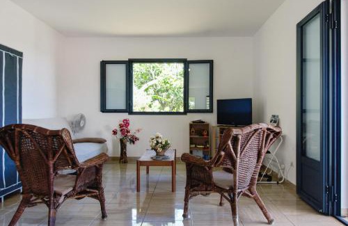 Sainte-Rose House | Maison confortable avec vue sur mer à Sainte-Rose + jardin