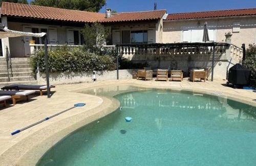 Martigues House | Maison confortable avec piscine à Martigues 93 m²