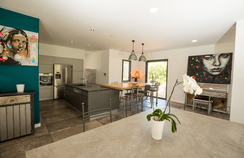 Montferrier-sur-Lez House | Maison Contemporaine Piscine Spa à 15 mn Montpellier, 25mn Mer et Gorges Hérault