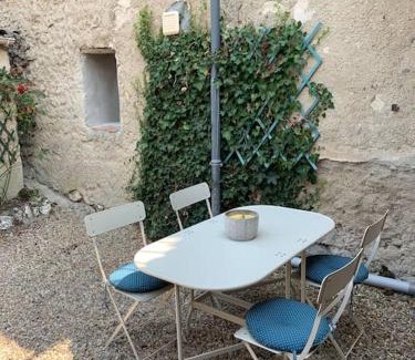 Eymet House | Maison cosy cœur de bastide+ cour + vue sur toits