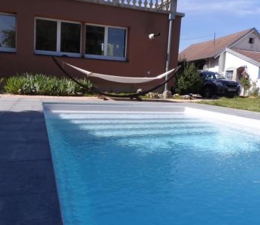 Montreux-Chateau Bed & Breakfast | Maison Curiale