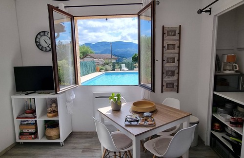 Saint-Girons House | Maison d'Hérré ⭐Independent accommodation in main residence with swimming pool