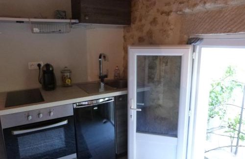 Puyvert Bed & Breakfast | Maison d'hôtes Bastide St Victor à 2,5 kilomètres de Lourmarin