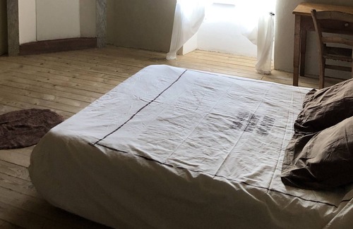 Lestrade-et-Thouels House | Maison de Campagne Dans Corps de Ferme, Proximité lac