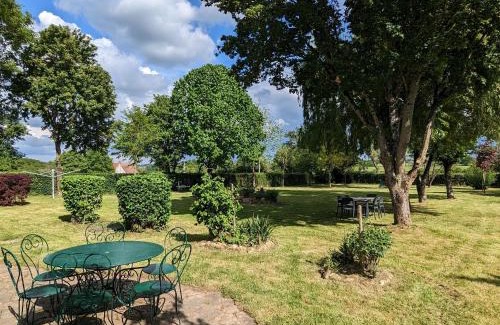 Neuvy-Saint-Sepulchre House | Maison de campagne avec jardin et parking près de Neuvy-Saint-Sépulchre - FR-1-591-645