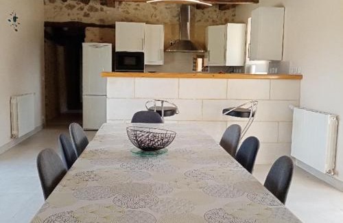 Villedieu-le-Chateau House | Maison de campagne restaurée avec jardin et cheminée à proximité de La Chartre-sur-le-Loir - FR-1-491-432