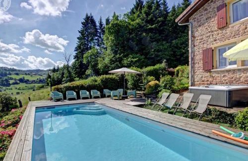 Belmont-de-la-Loire House | Maison de campagne avec piscine, spa et jeux extérieurs dans le Haut Beaujolais - FR-1-496-247