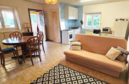 Saint-Emiland Other | Maison de Campagne Avec son Étang Privé, Gite L'etang des Soays