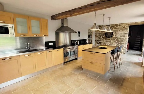 Equilly House | Maison de Campagne à 10 mn de la mer Avec Spa, Billard, Babyfoot