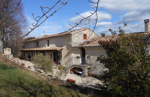 Crest House | Maison de Campagne au Calme Proche Crest