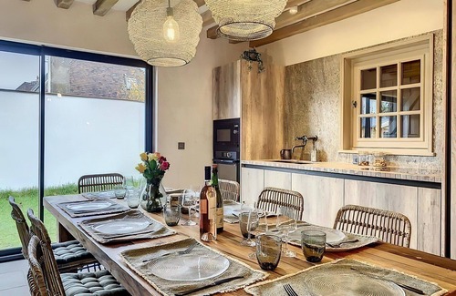 Tourgeville House | Maison de Campagne Normande, Proche de la Mer. "les Copains D'abord"